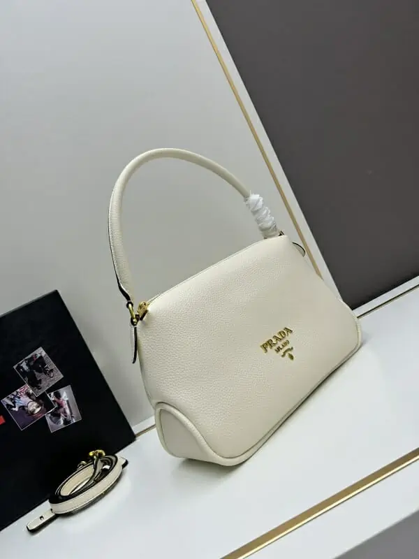 prada aaa qualite sac a main  pour femme s_126b54a1